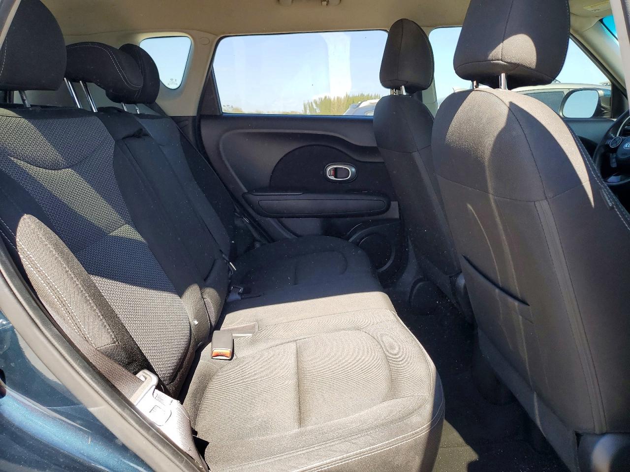 2018 KIA SOUL + photo 19