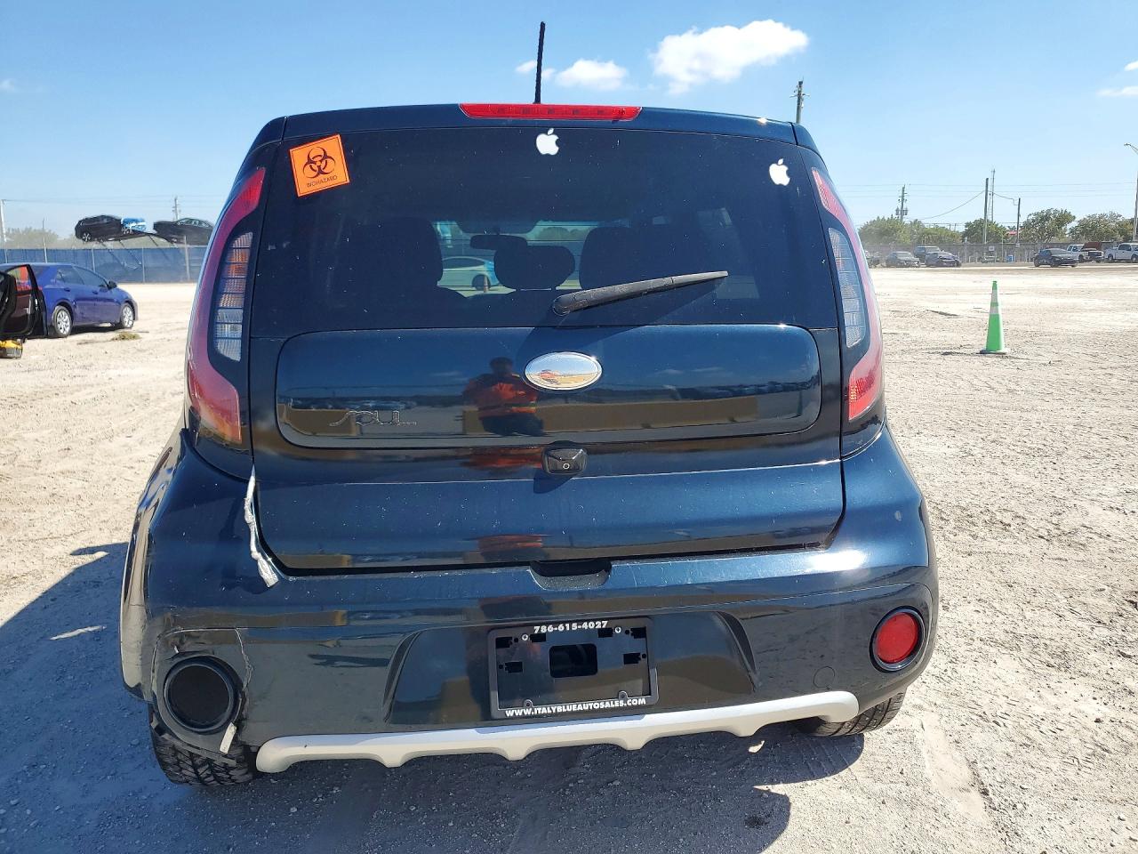 2018 KIA SOUL + photo 11