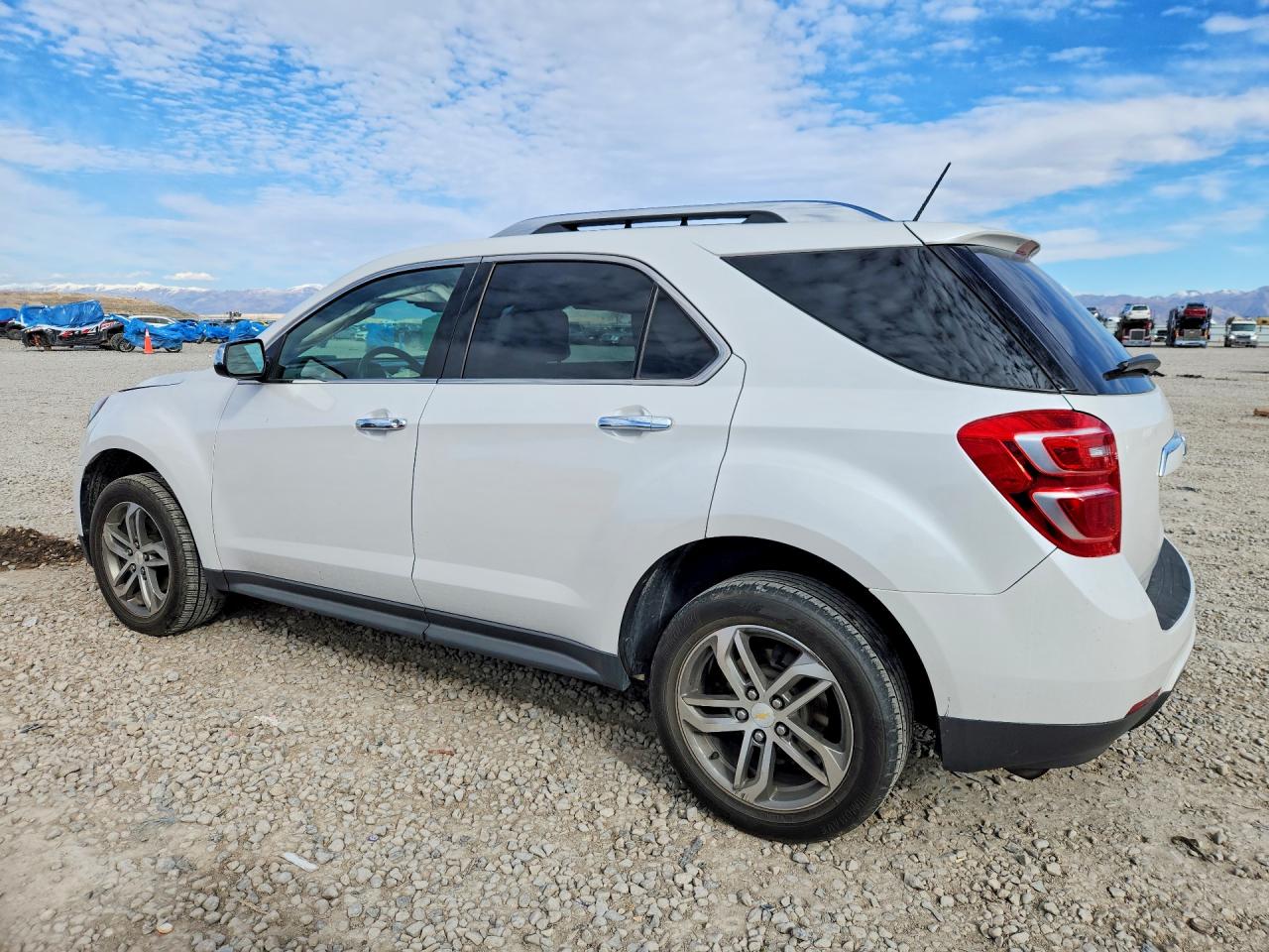 2016 CHEVROLET EQUINOX LTZ photo 2