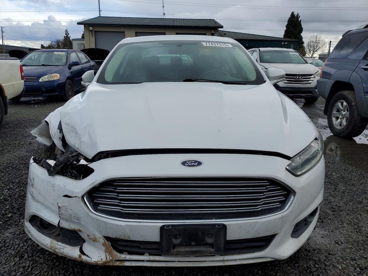 2015 FORD FUSION SE photo 9