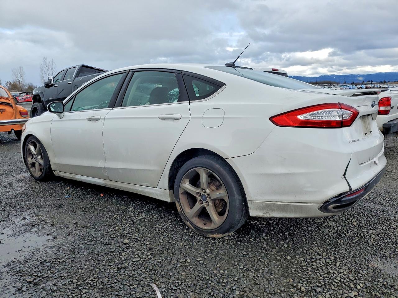 2015 FORD FUSION SE photo 3