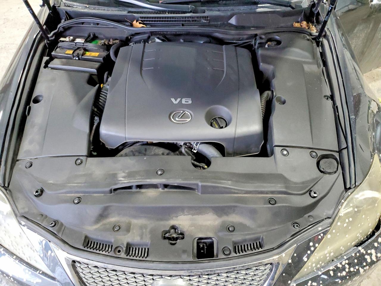 2011 LEXUS IS 250 photo 11