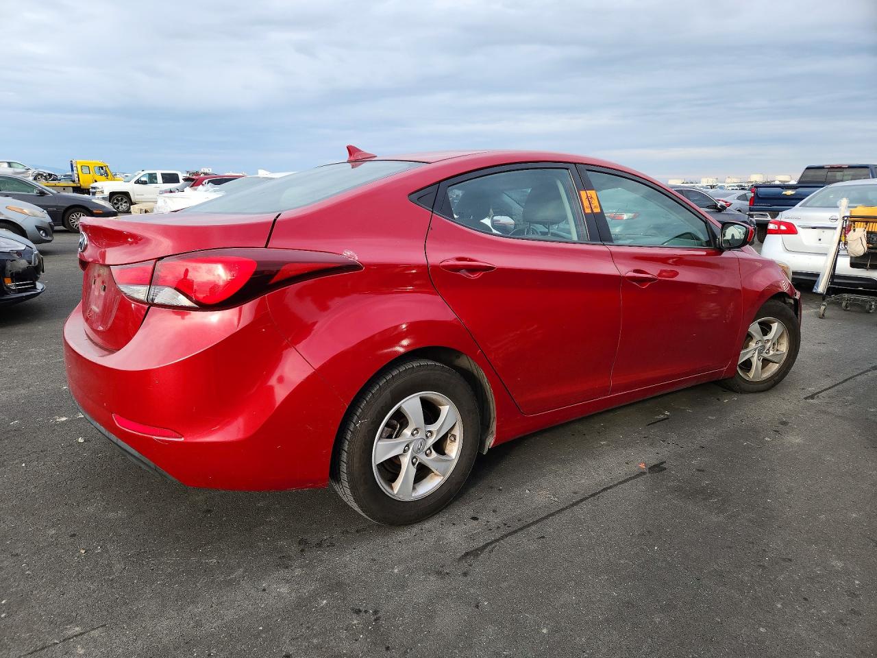 2014 HYUNDAI ELANTRA SE photo 5