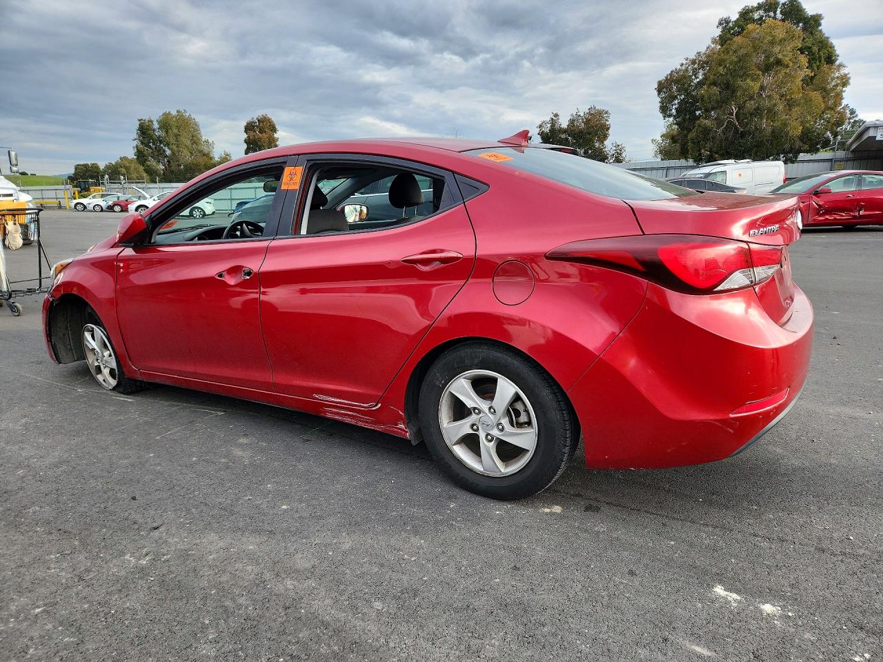 2014 HYUNDAI ELANTRA SE photo 3