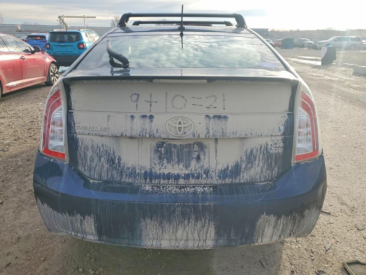 2012 TOYOTA PRIUS photo 6