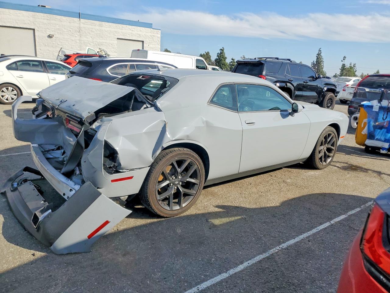 2022 DODGE CHALLENGER SXT photo 7
