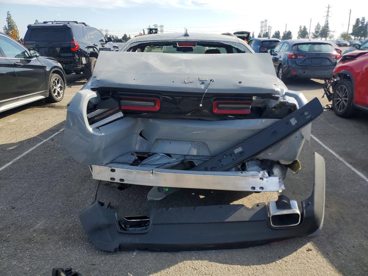 2022 DODGE CHALLENGER SXT photo 16