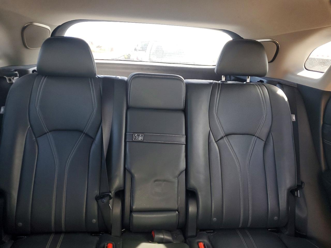 2020 LEXUS RX photo 19