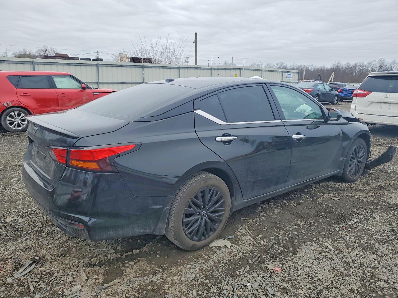 2025 NISSAN ALTIMA 2.5 SV photo 5