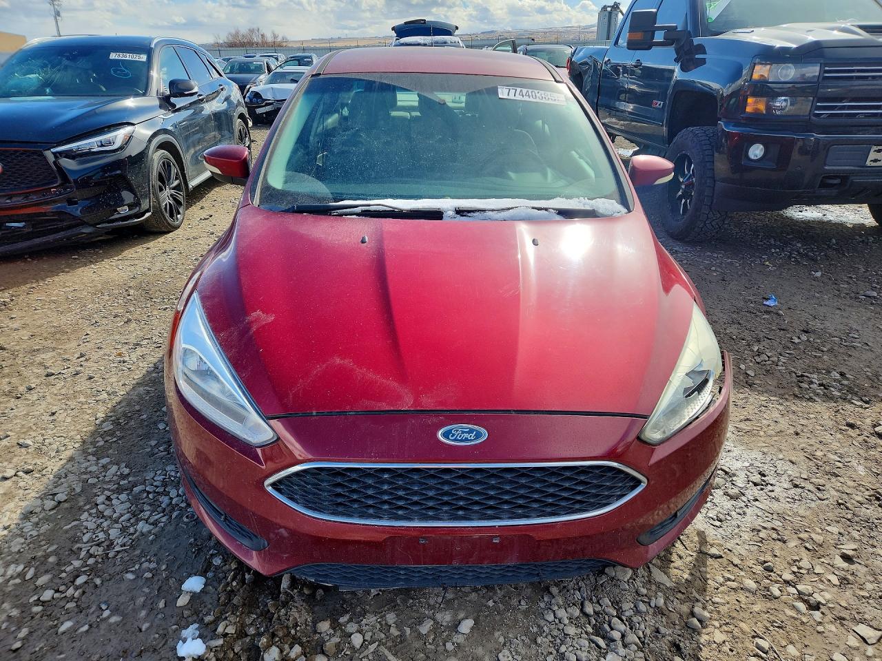 2015 FORD FOCUS SE photo 13