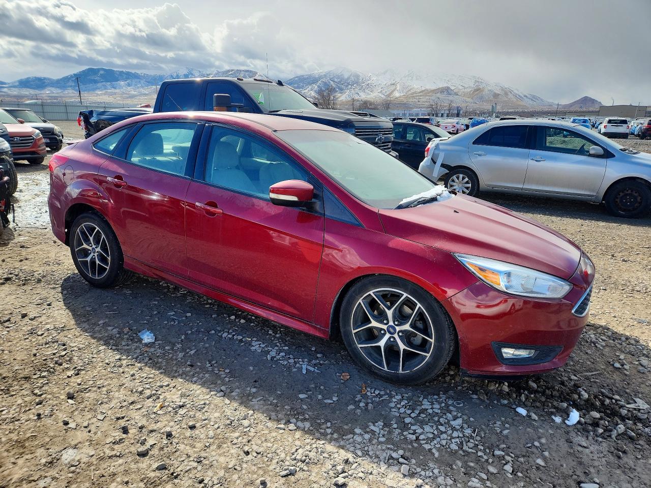 2015 FORD FOCUS SE photo 10