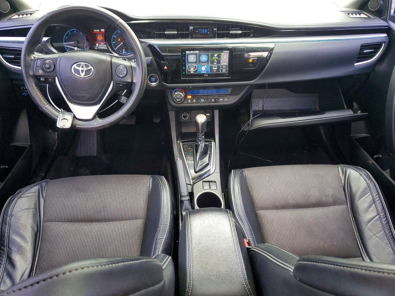 2014 TOYOTA COROLLA photo 15