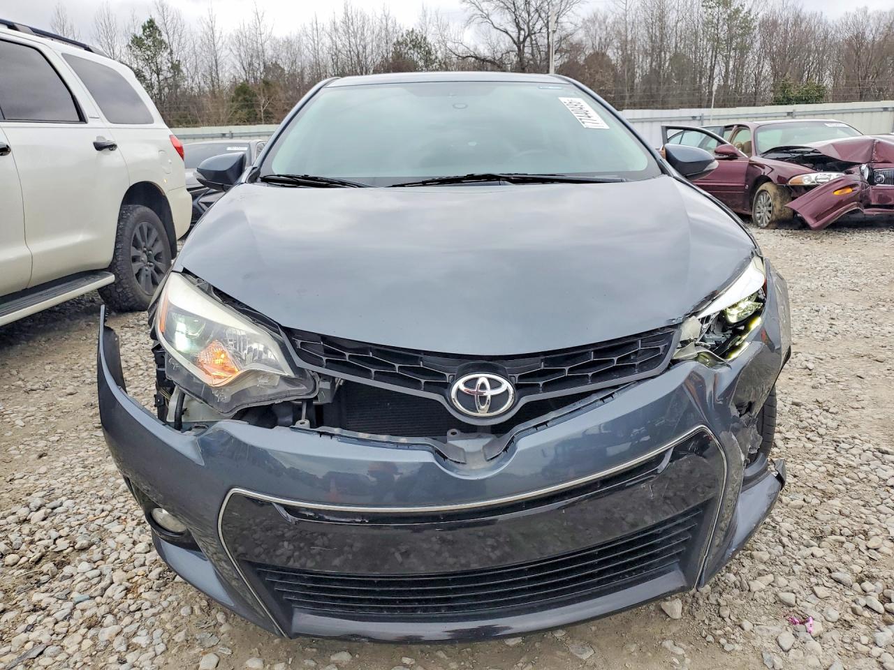 2014 TOYOTA COROLLA photo 9