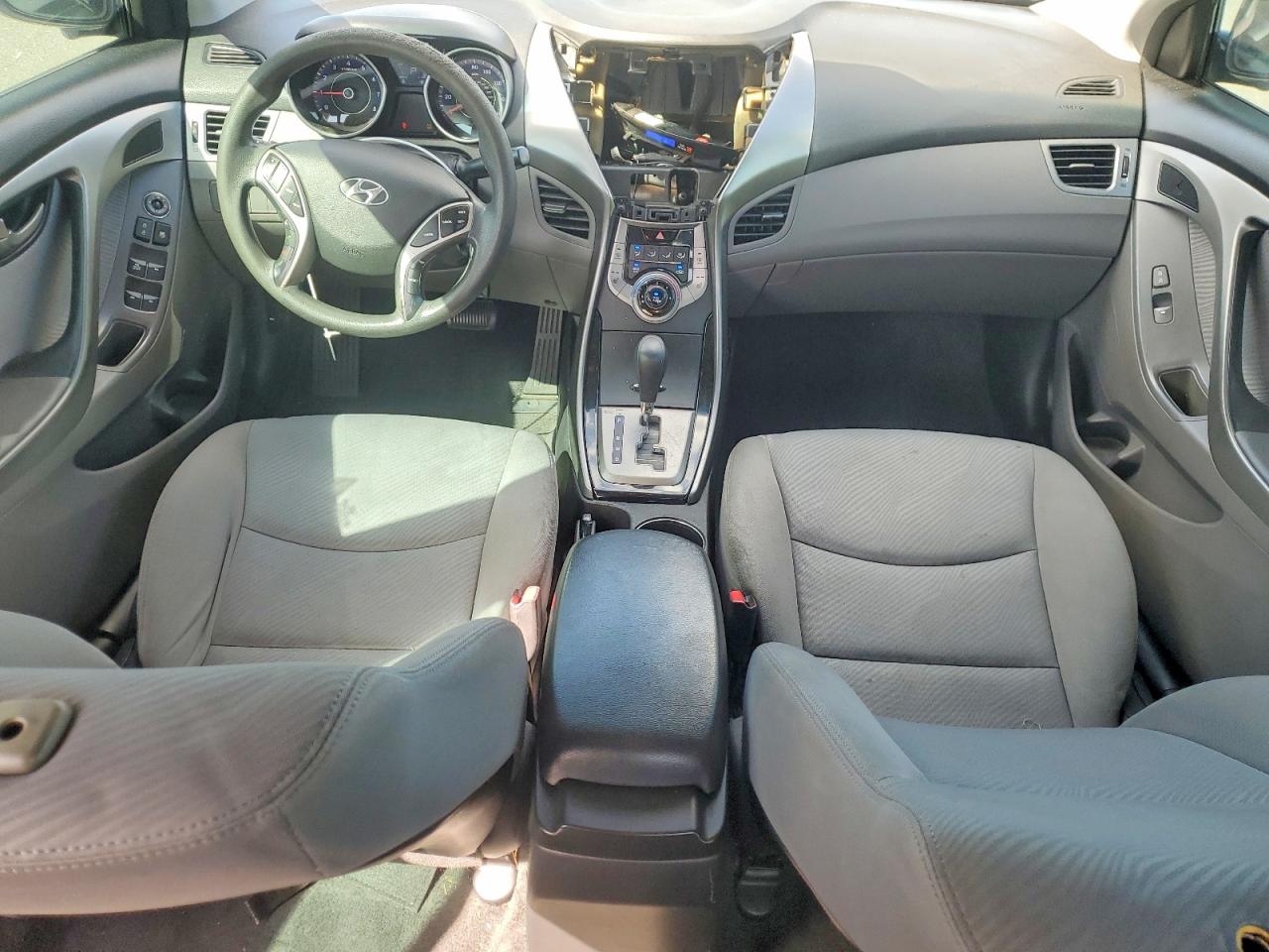 2013 HYUNDAI ELANTRA GLS photo 8