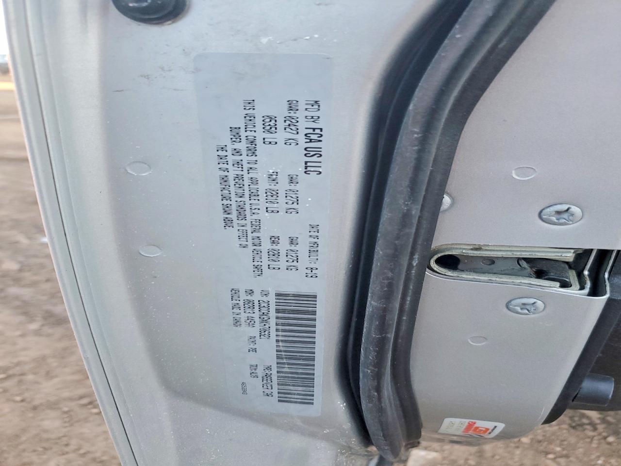 2019 CHRYSLER 300 LIMITED photo 12