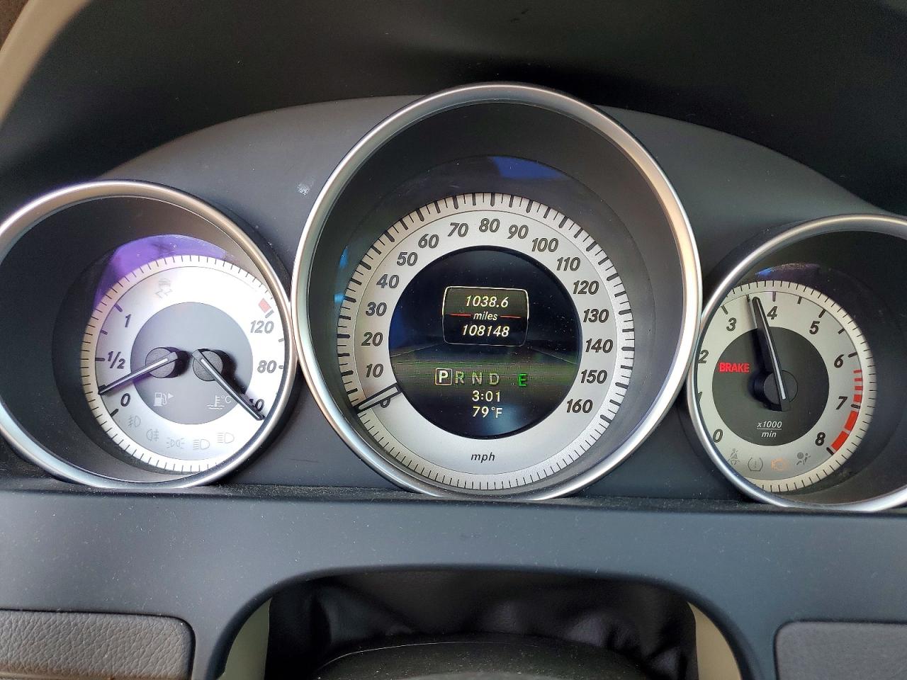 2015 MERCEDES-BENZ C 250 photo 17