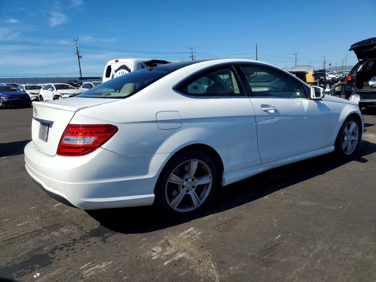 2015 MERCEDES-BENZ C 250 photo 5