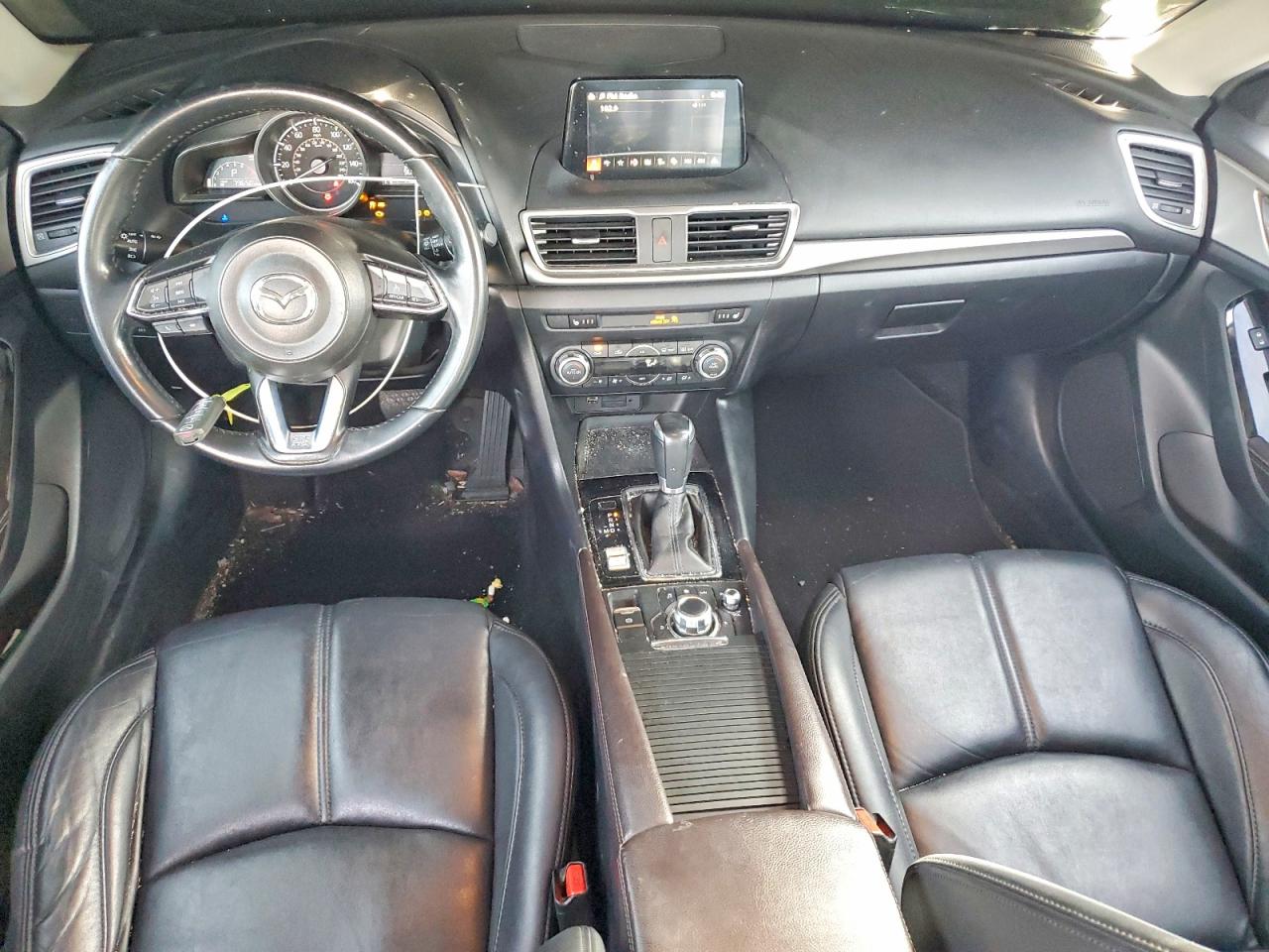 2017 MAZDA 3 photo 22