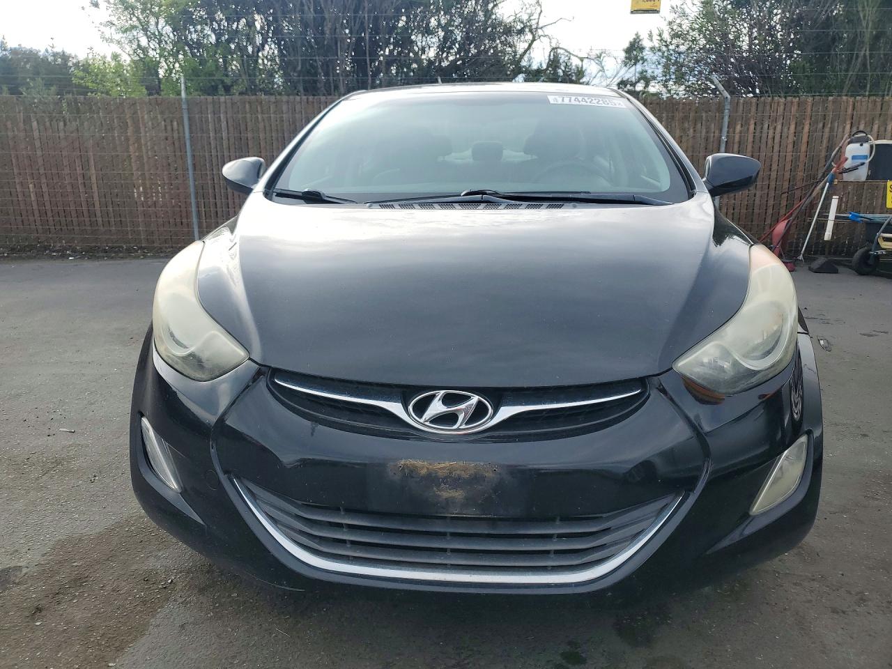2013 HYUNDAI ELANTRA GLS photo 9