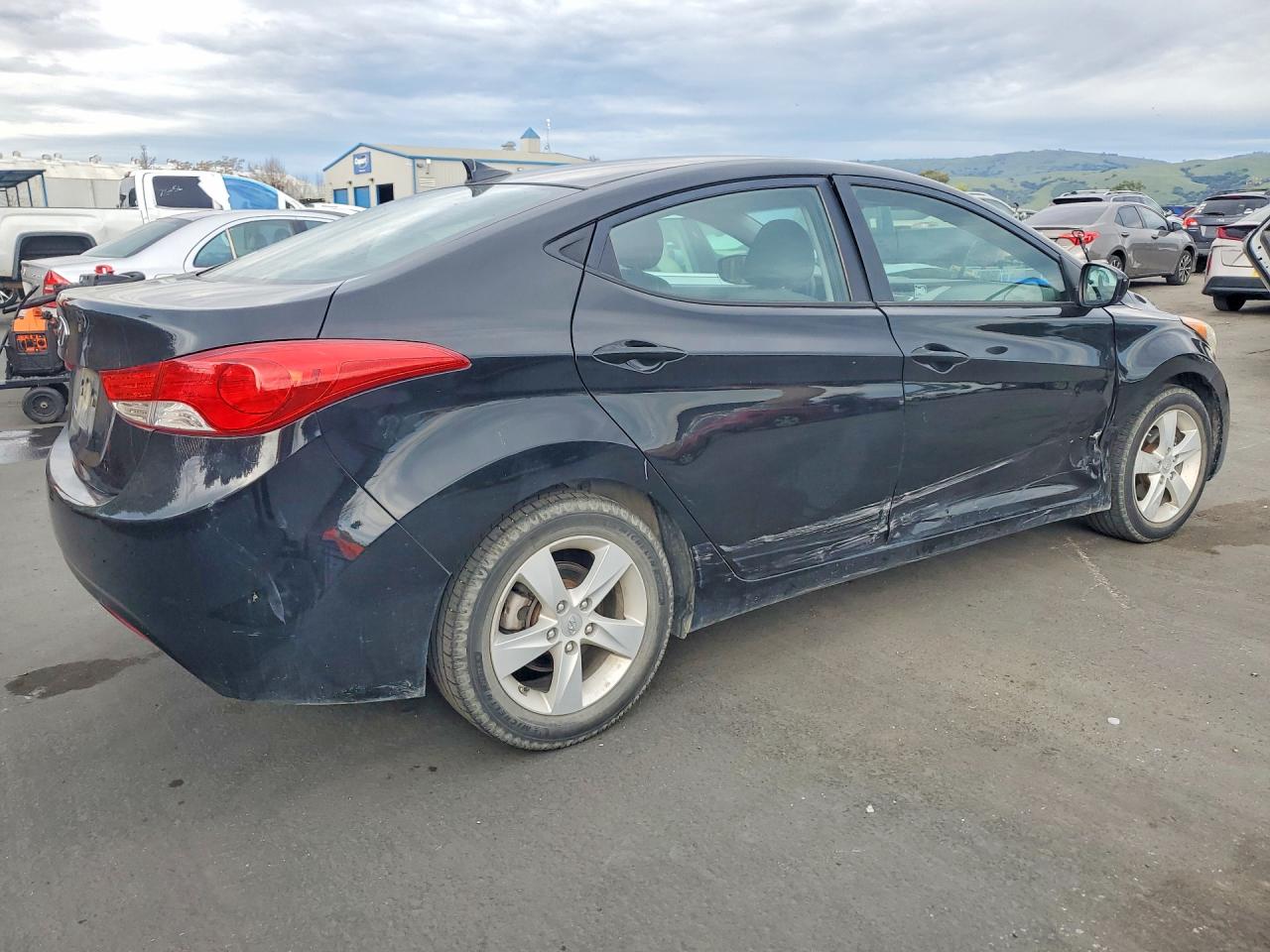 2013 HYUNDAI ELANTRA GLS photo 5