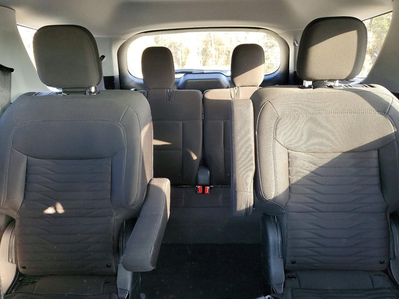 2021 FORD EXPLORER XLT photo 19