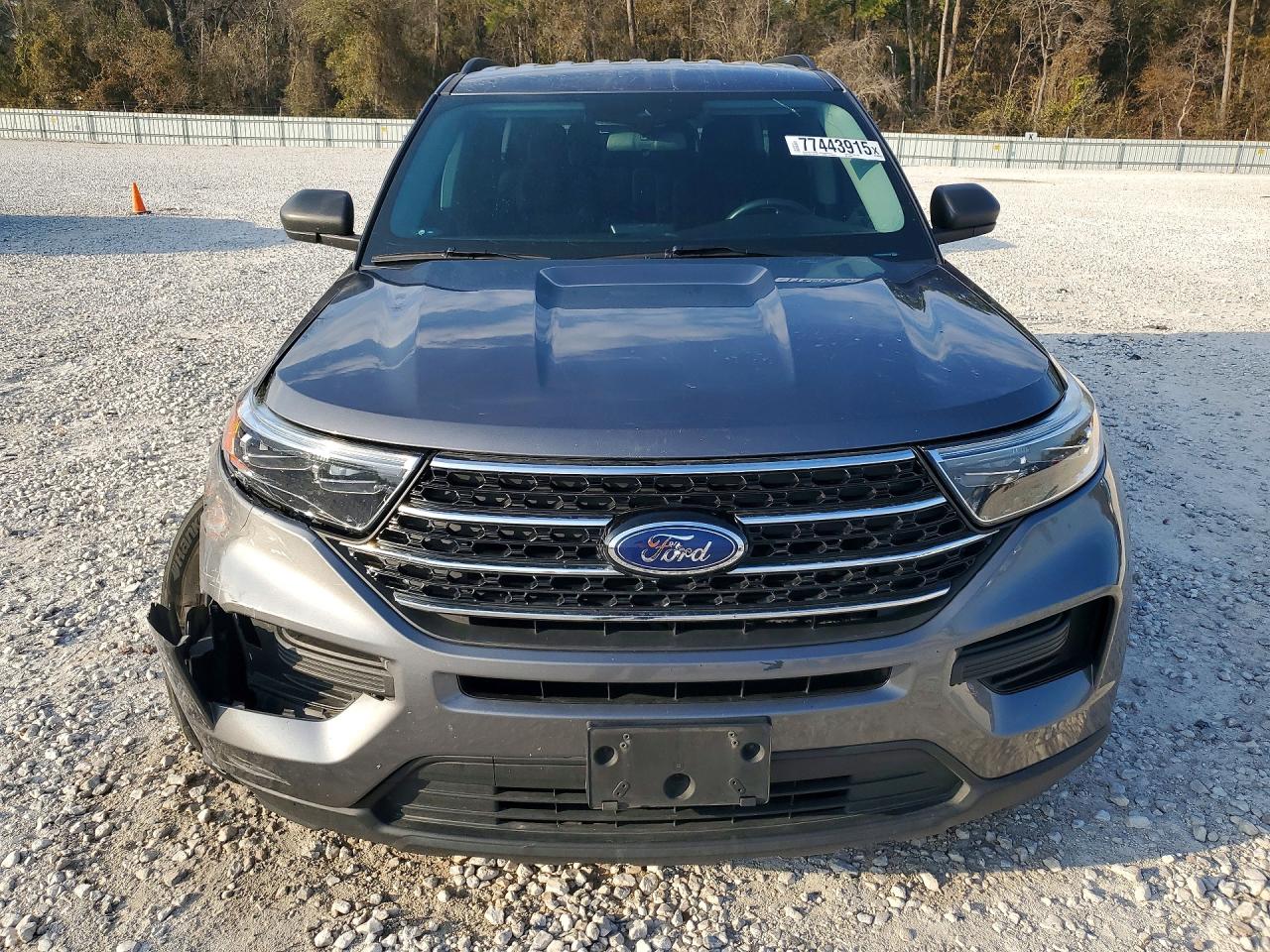 2021 FORD EXPLORER XLT photo 9