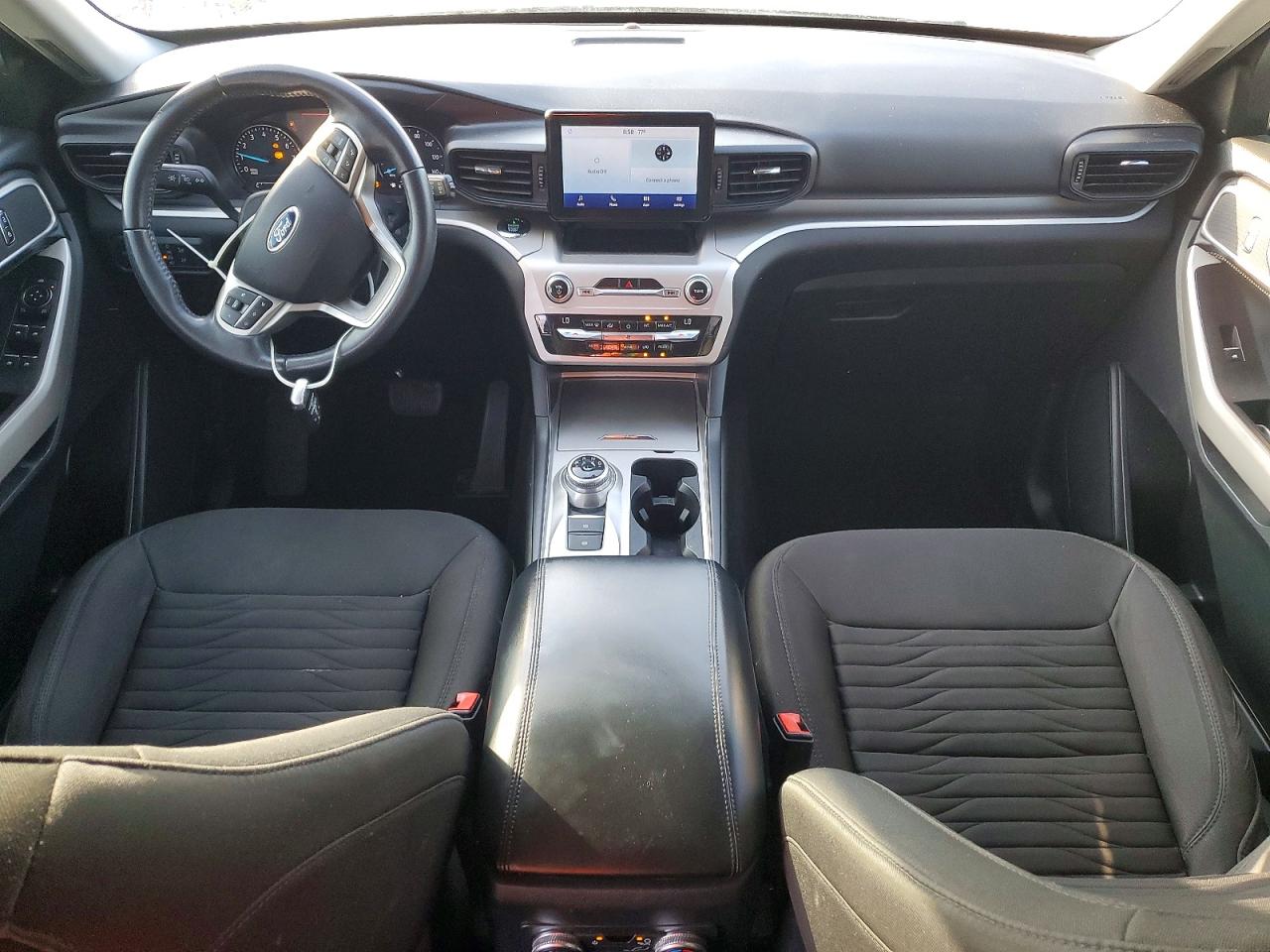 2021 FORD EXPLORER XLT photo 15