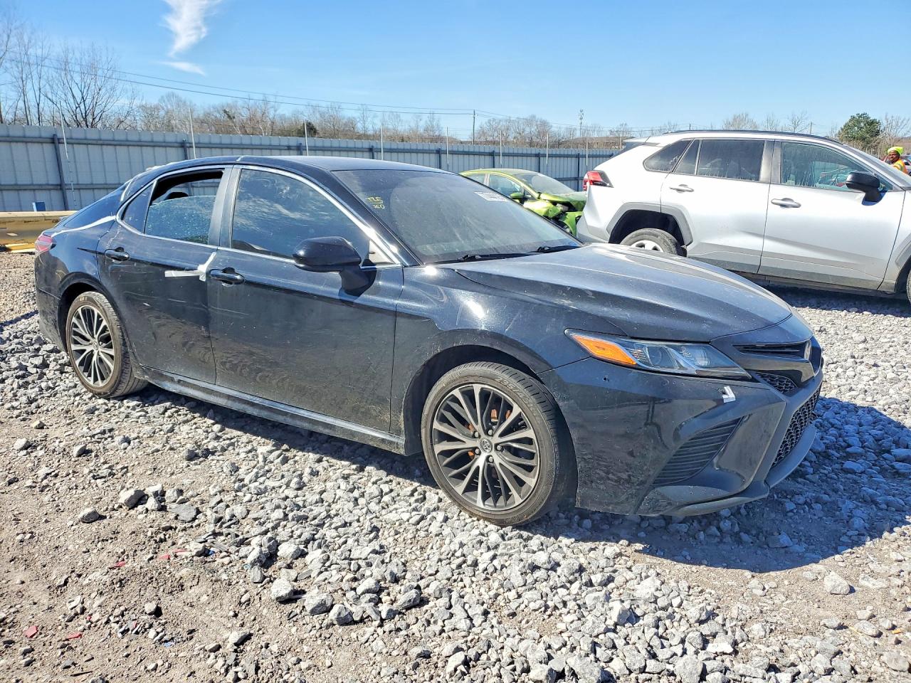 2019 TOYOTA CAMRY L photo 10