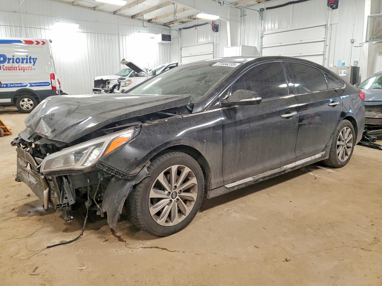 2016 HYUNDAI SONATA