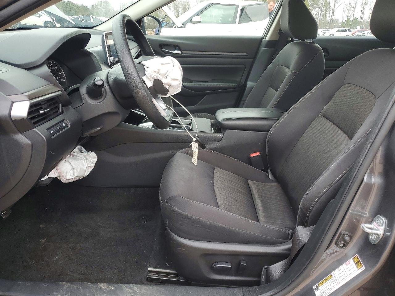 2024 NISSAN ALTIMA SV photo 7