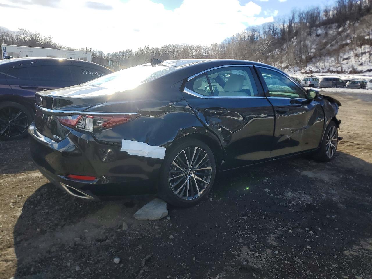2024 LEXUS ES 350 photo 5