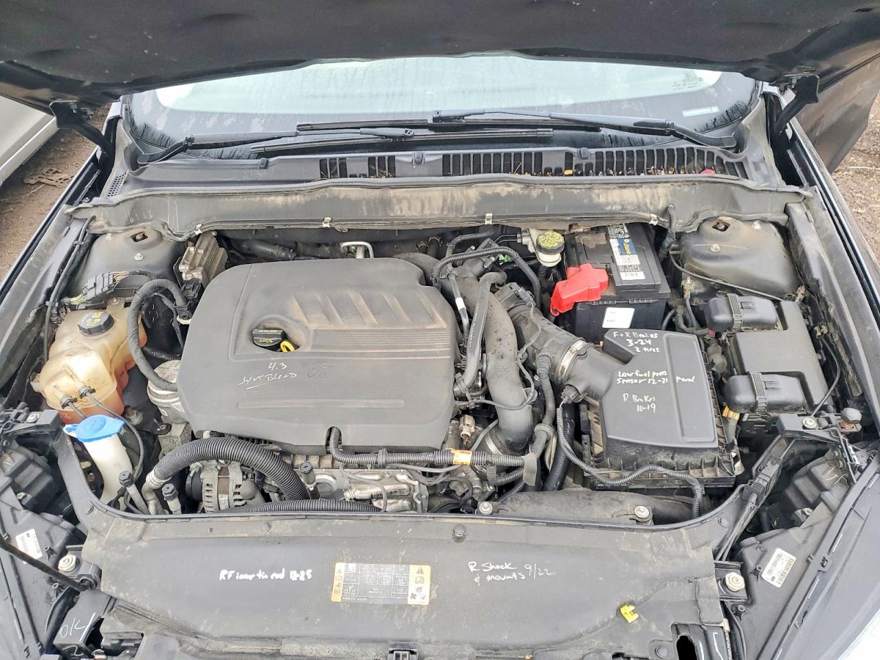 2014 FORD FUSION SE photo 11