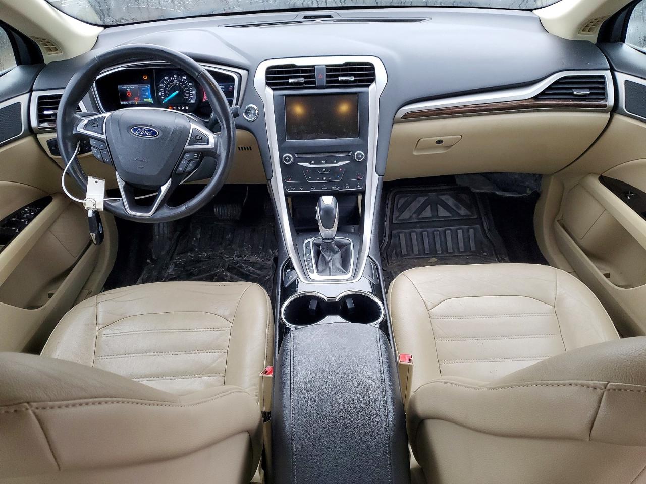 2014 FORD FUSION SE photo 8