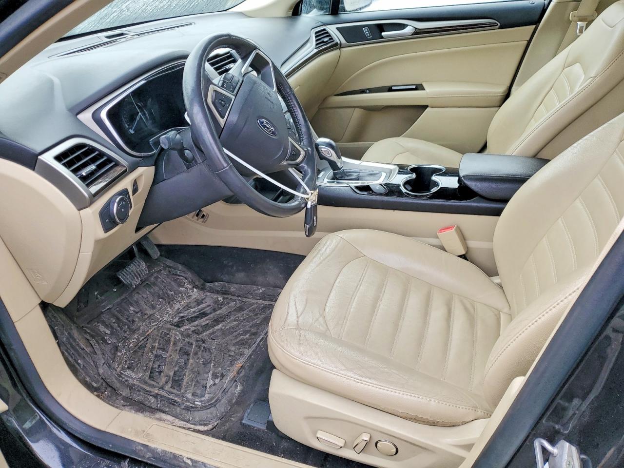 2014 FORD FUSION SE photo 7