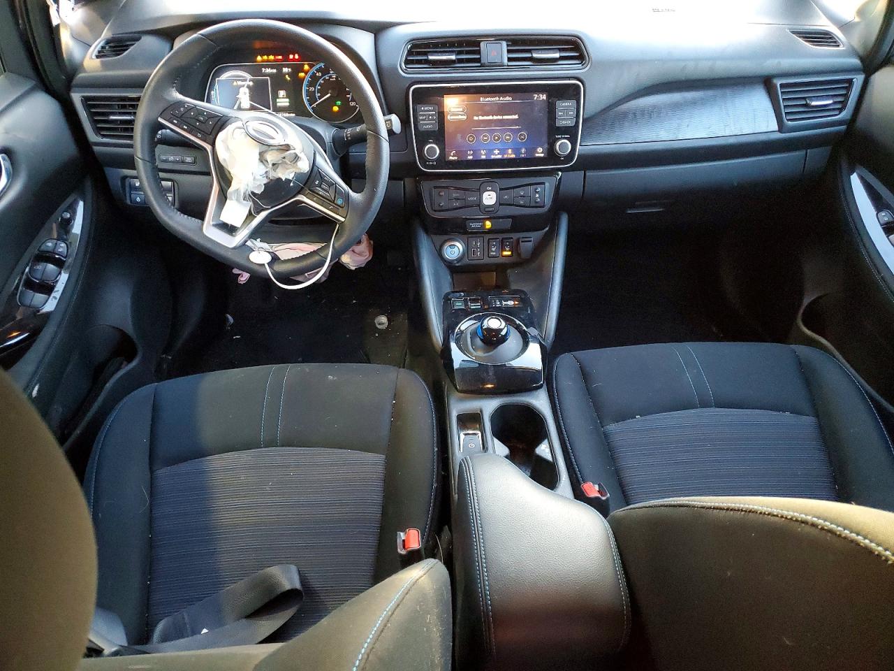 2025 NISSAN LEAF SV PLUS photo 15