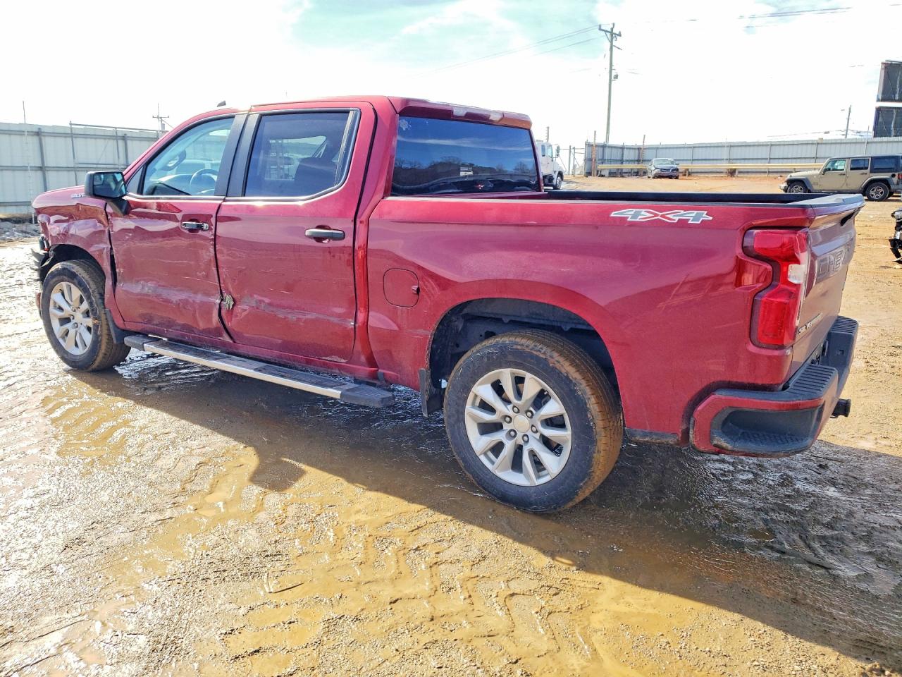 2021 CHEVROLET SILVERADO K1500 CUSTOM photo 2