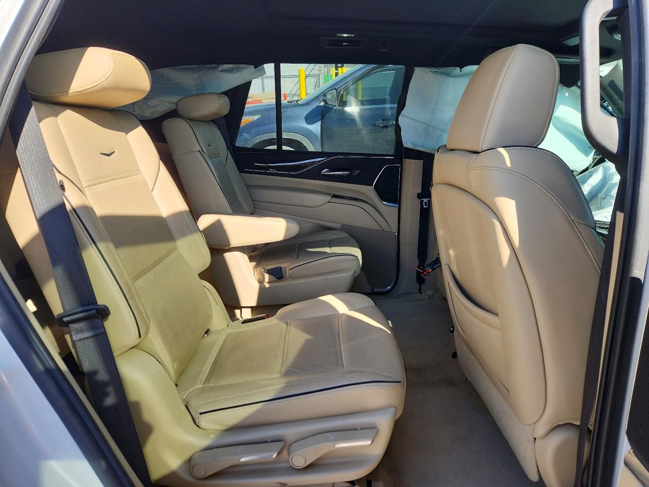 2021 CADILLAC ESCALADE PREMIUM LUXURY photo 28