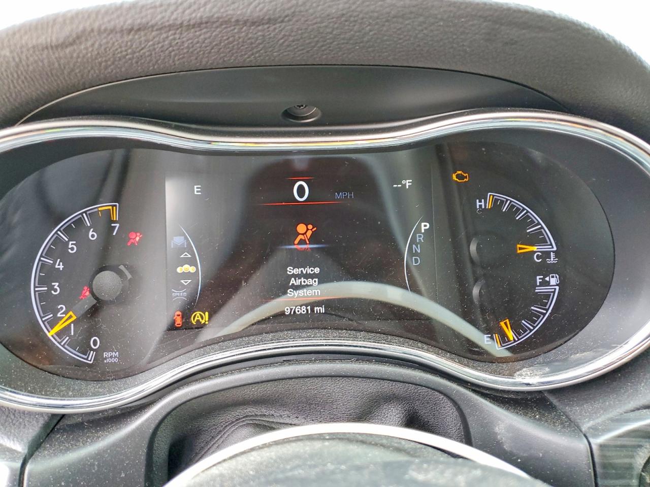 2019 JEEP GRAND CHEROKEE LAREDO photo 17