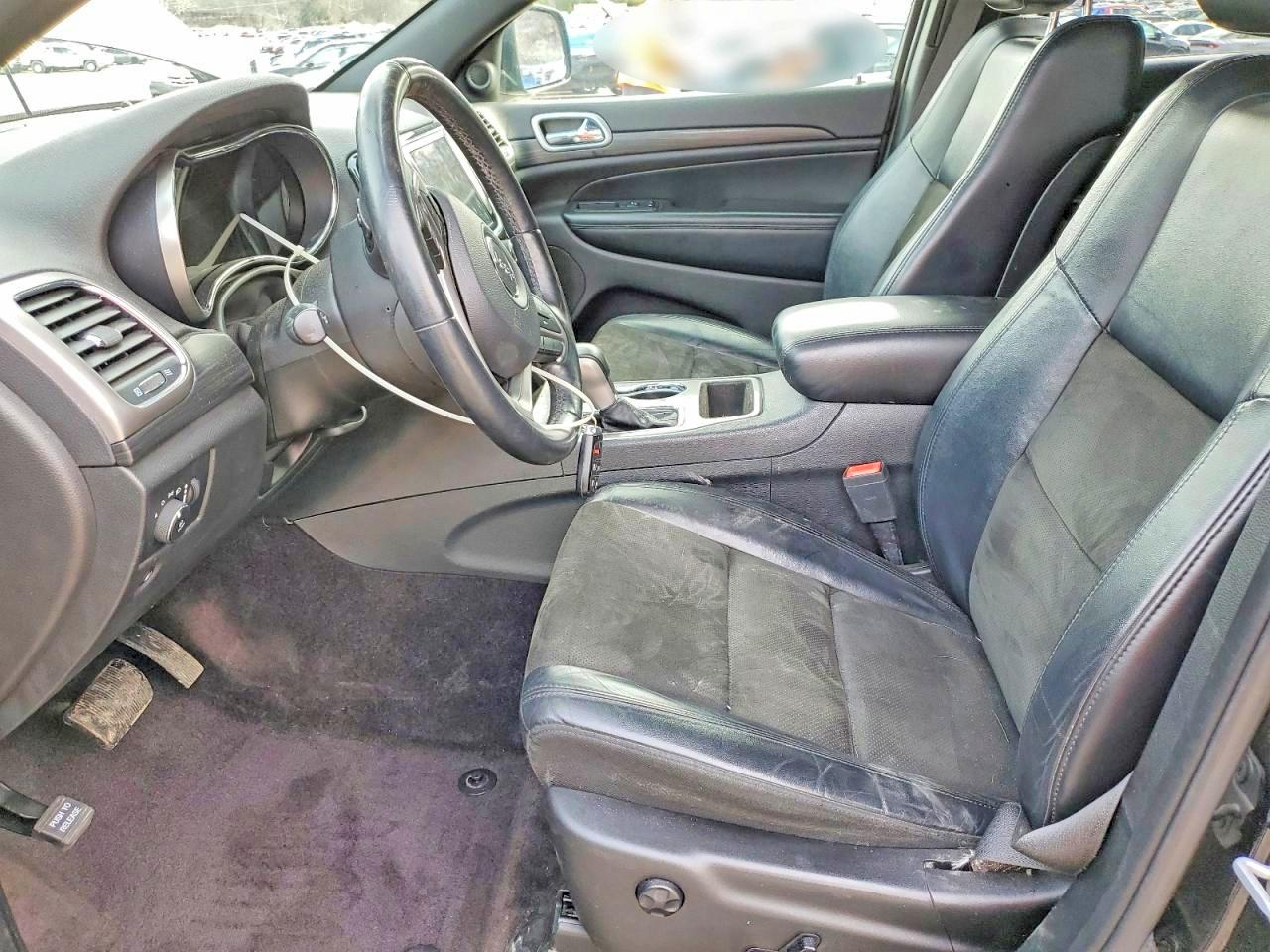 2019 JEEP GRAND CHEROKEE LAREDO photo 13