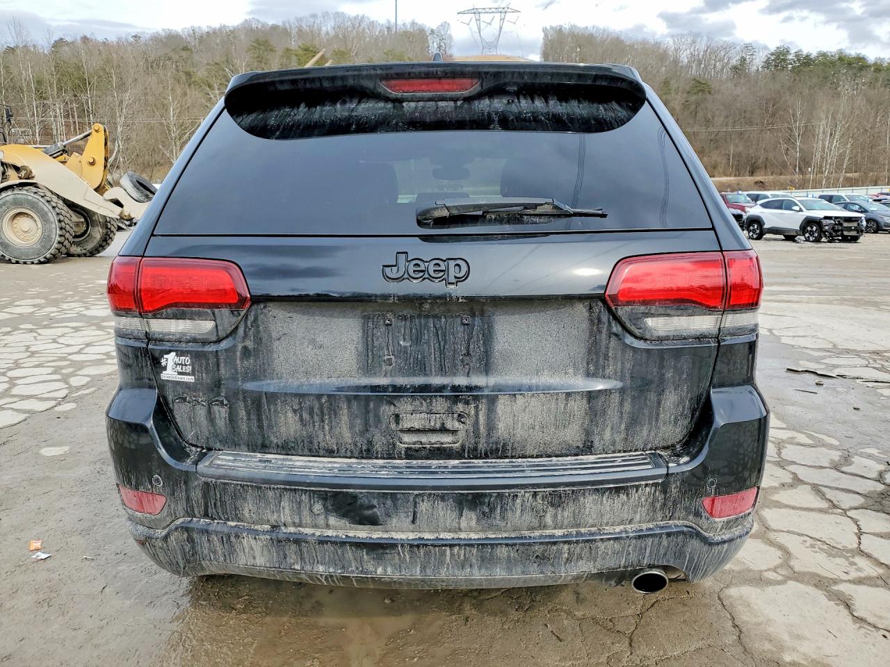 2019 JEEP GRAND CHEROKEE LAREDO photo 11