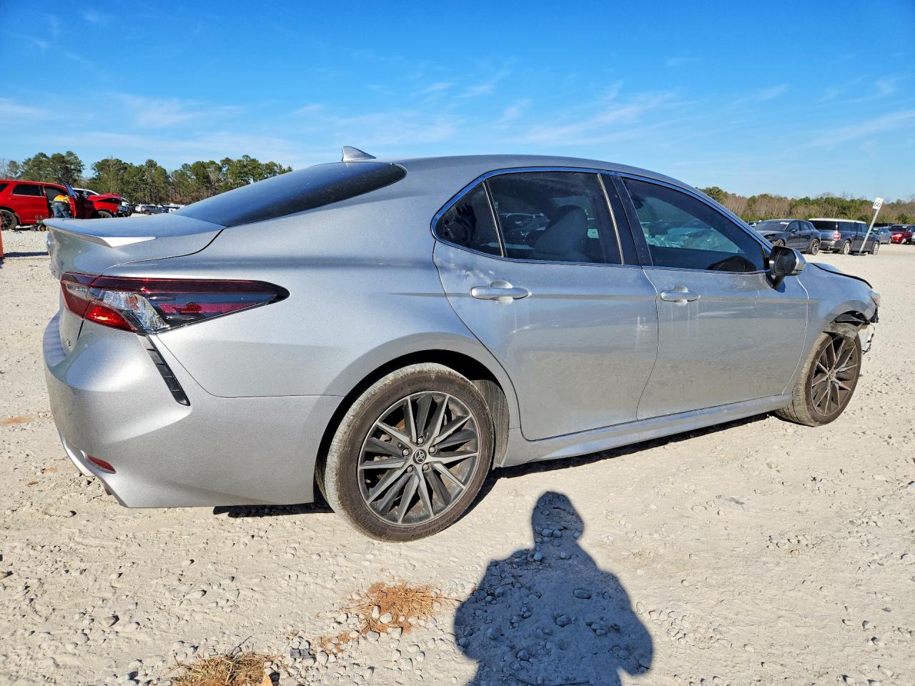 2023 TOYOTA CAMRY SE NIGHT SHADE photo 3