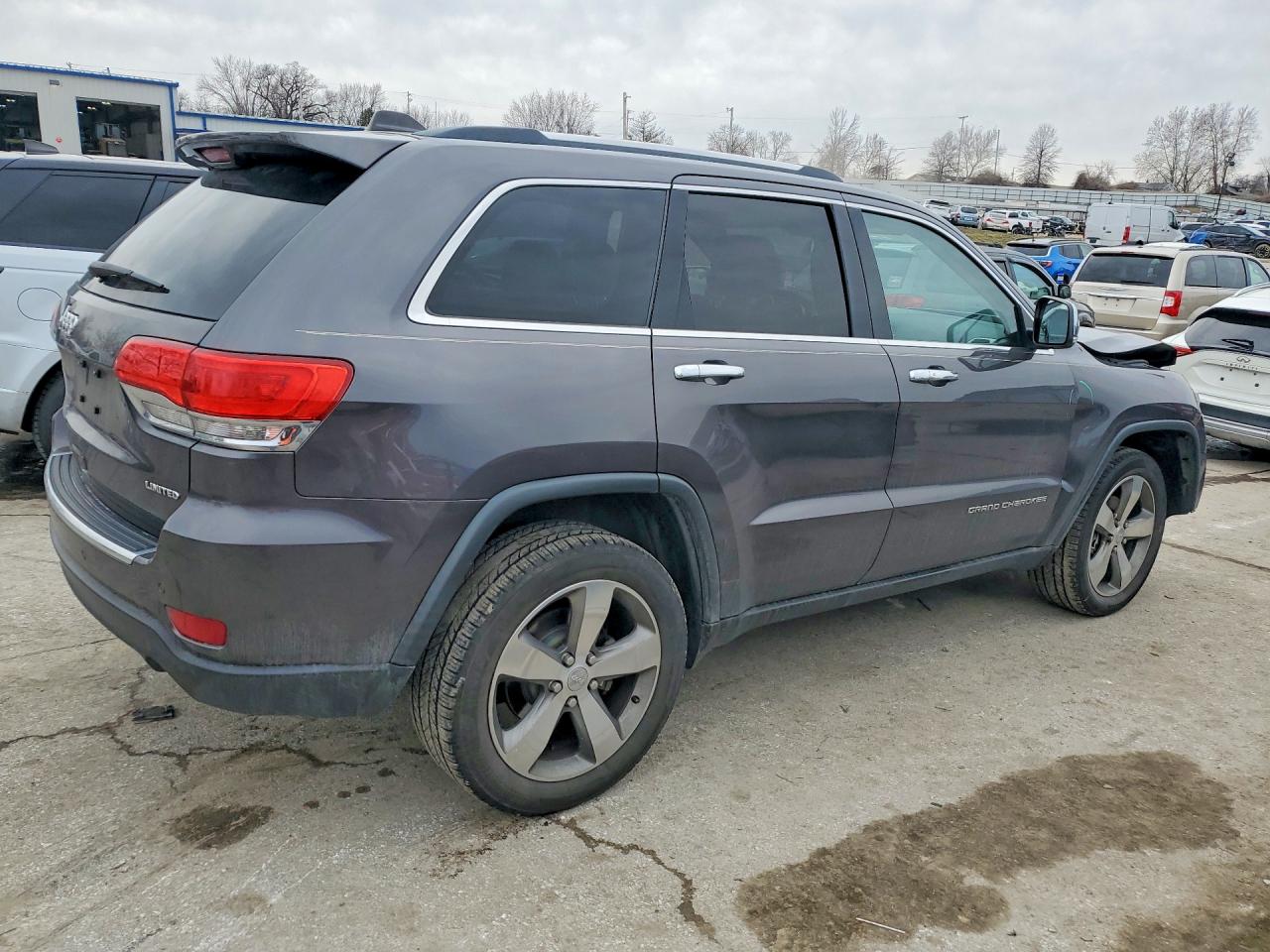 2016 JEEP GRAND CHEROKEE LIMITED photo 3
