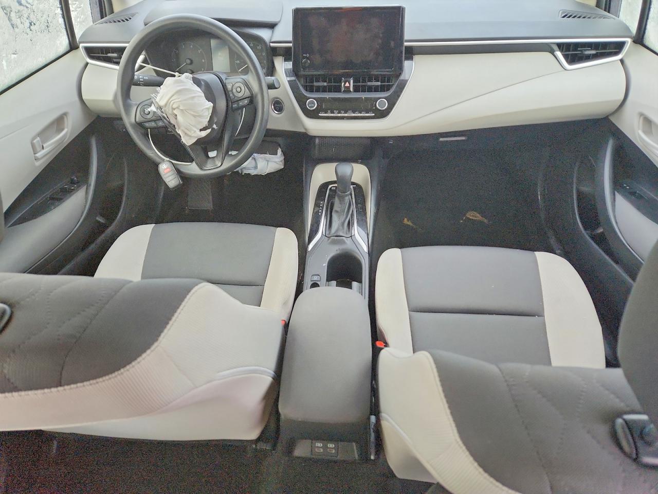 2024 TOYOTA COROLLA photo 15