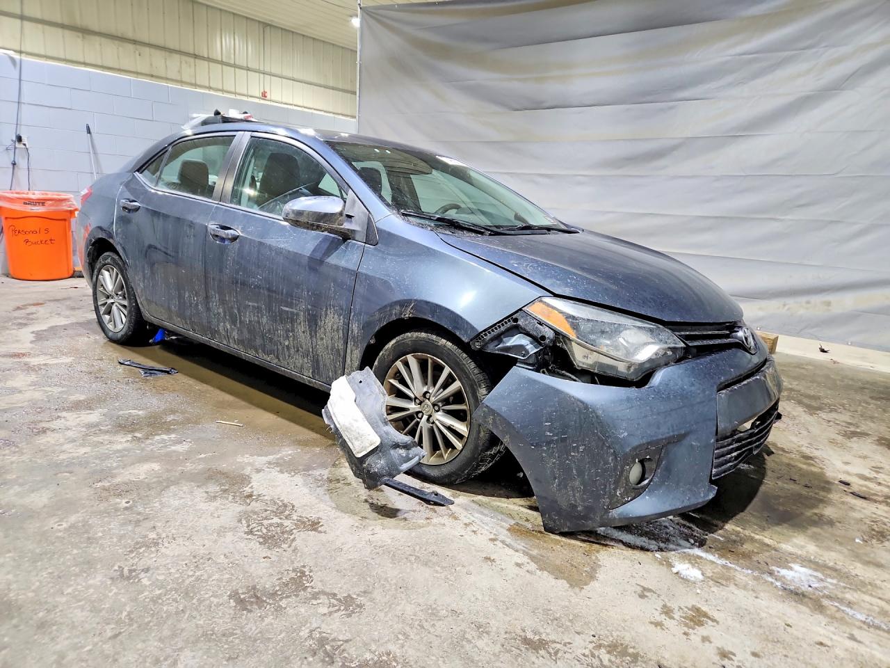 2015 TOYOTA COROLLA L photo 4