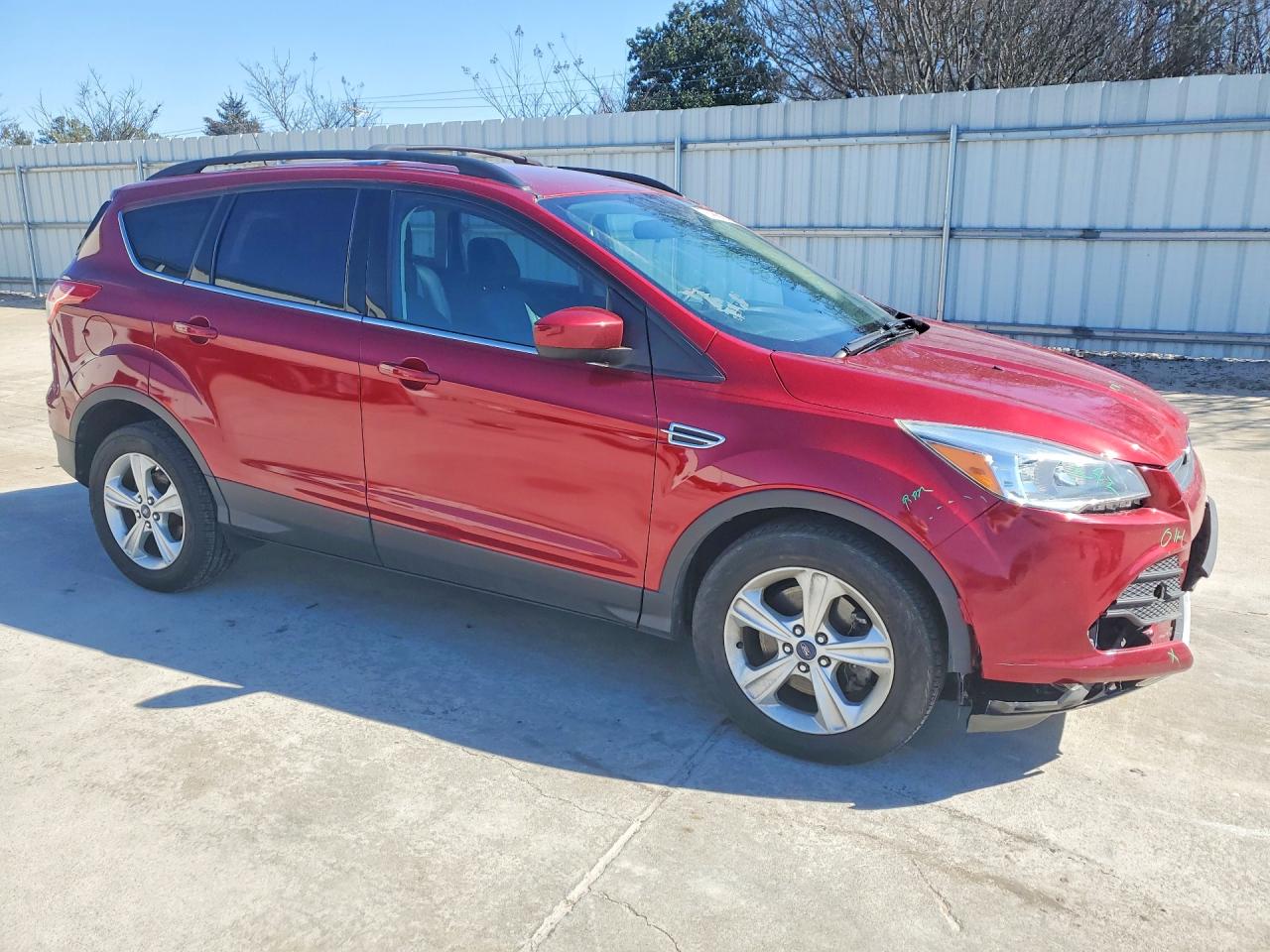 2014 FORD ESCAPE SE photo 4