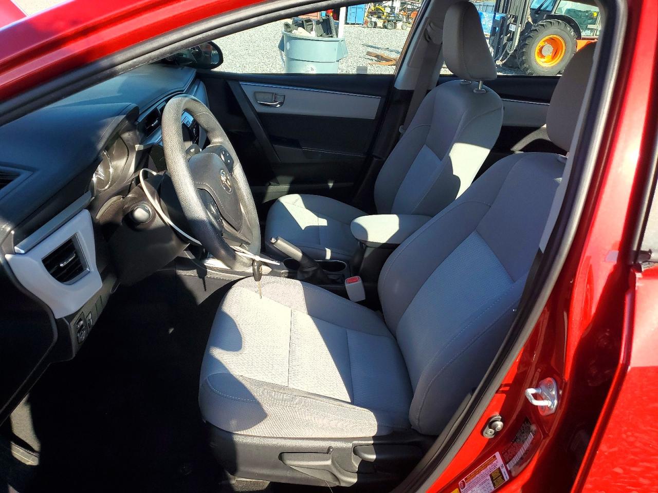 2016 TOYOTA COROLLA LE photo 7