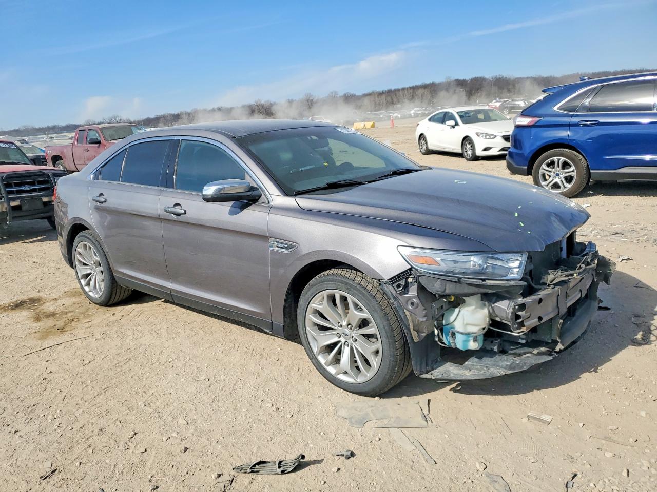 2014 FORD TAURUS photo 4
