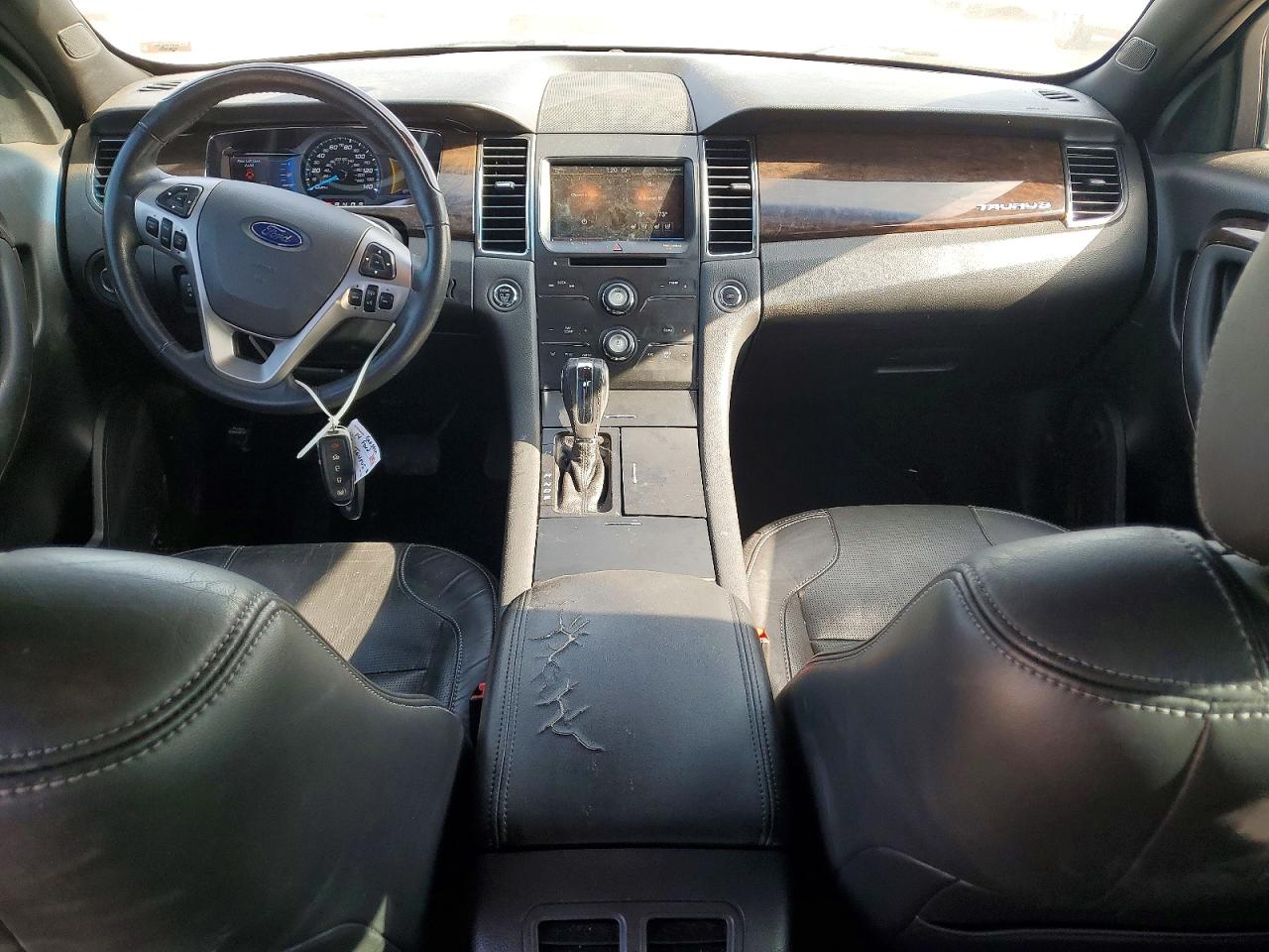 2014 FORD TAURUS photo 8