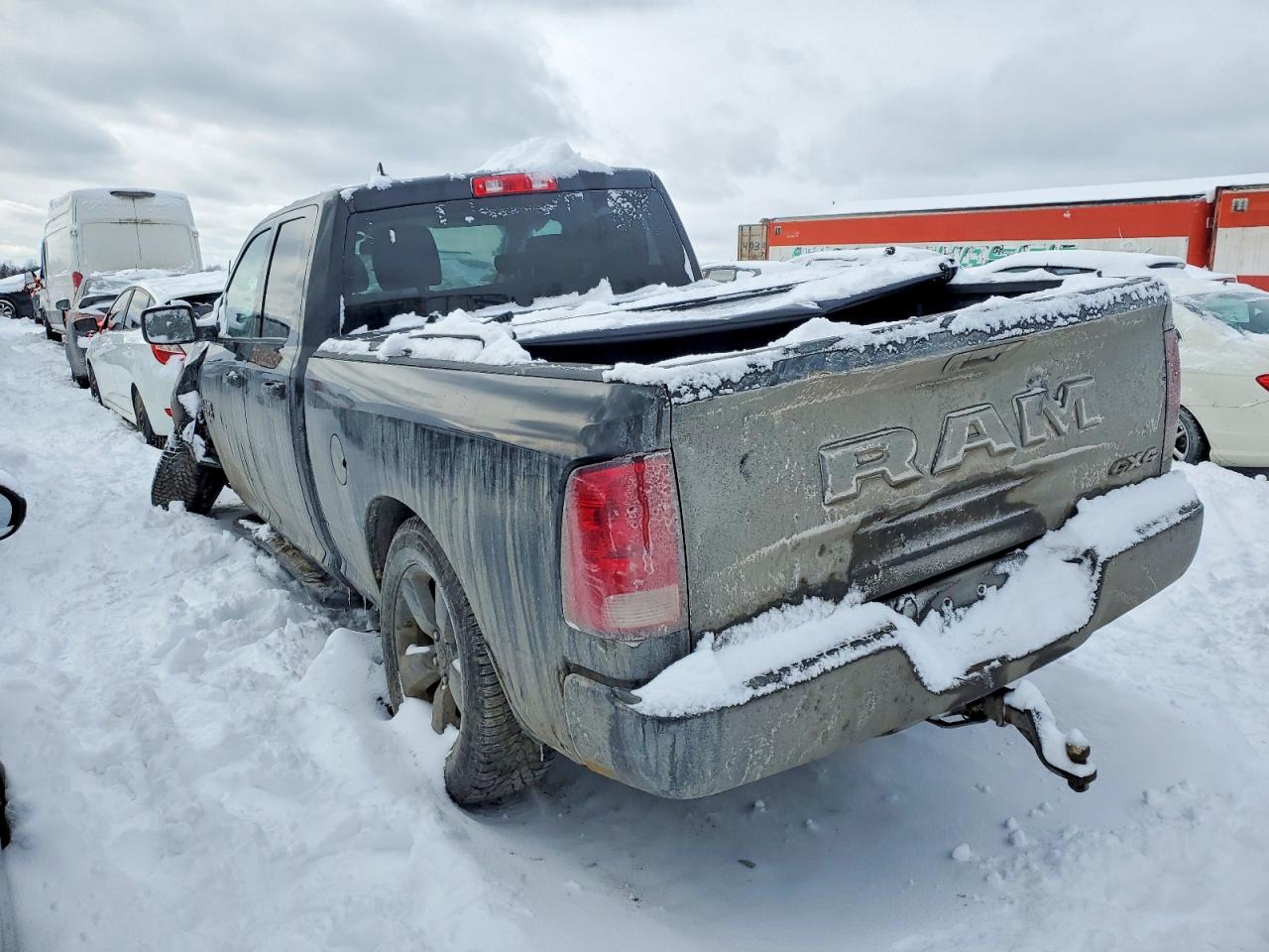 2021 RAM 1500 CLASSIC photo 2