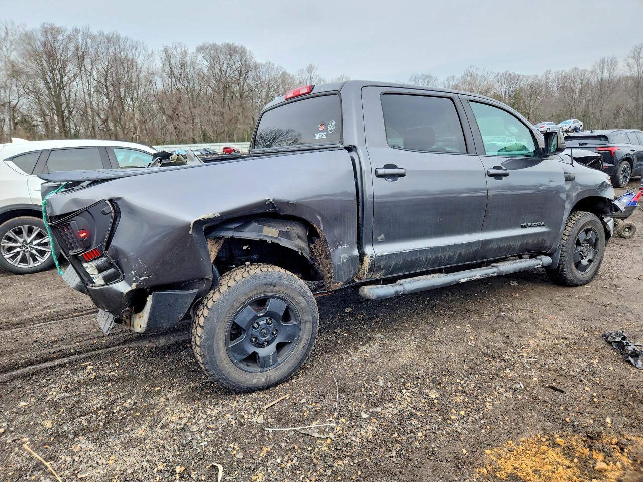 2011 TOYOTA TUNDRA GRADE photo 3